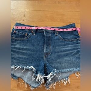 501 Levi’s Denim Shorts W28
